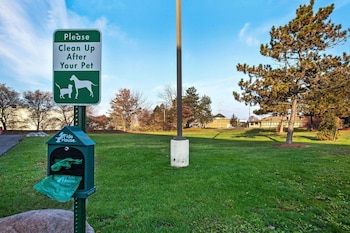 La Quinta Inn By Wyndham Detroit Canton,Canton>>Ann Arbor,3 star