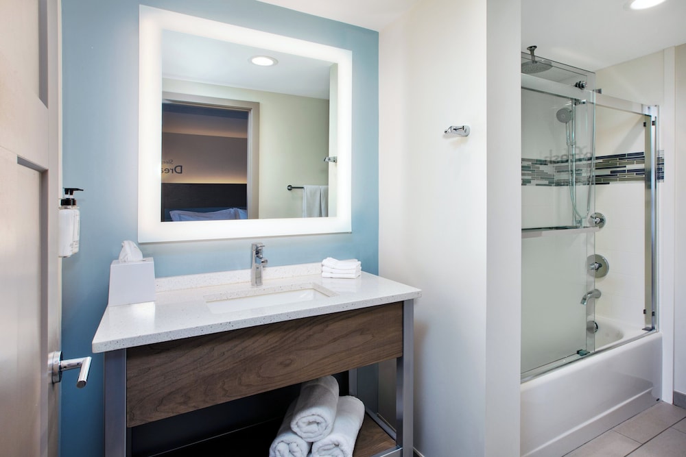 even hotel ann arbor s university area by ihg