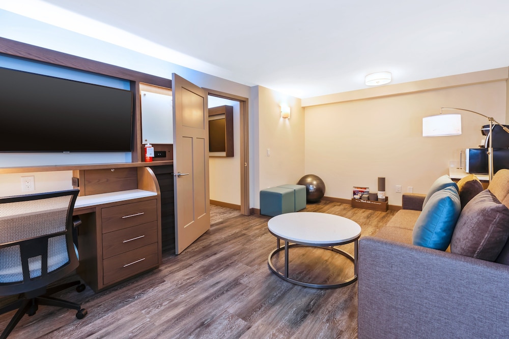 even hotel ann arbor s university area by ihg