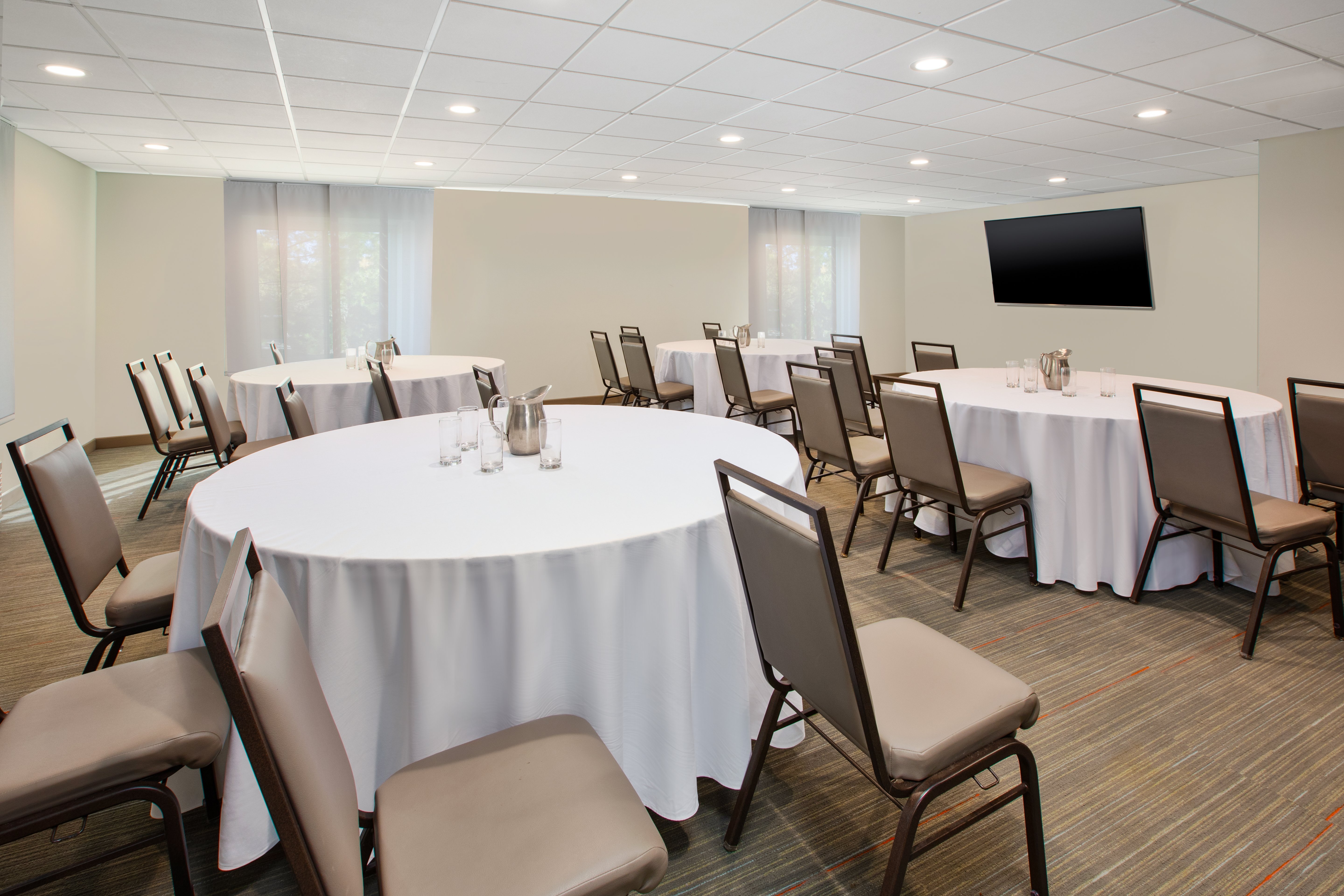 even hotel ann arbor s university area by ihg