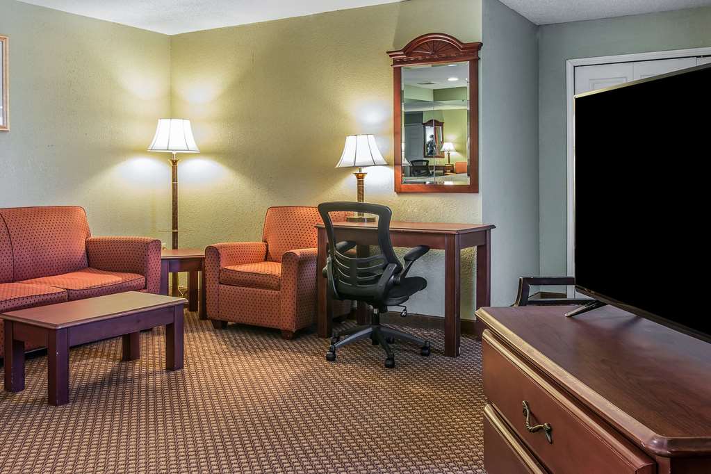 quality inn and suites ann arbor hwy 23
