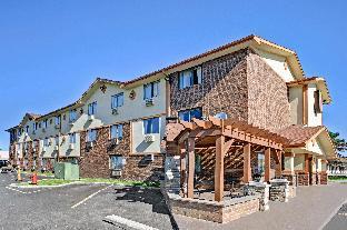 super 8 by wyndham roseville detroit area