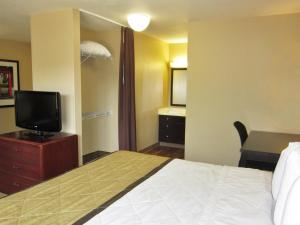 baymont by wyndham auburn hills south