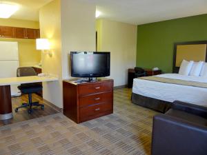 baymont by wyndham auburn hills south