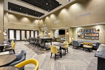 Hampton Inn & Suites Detroit/Warren,Macomb>>Detroit,3 star