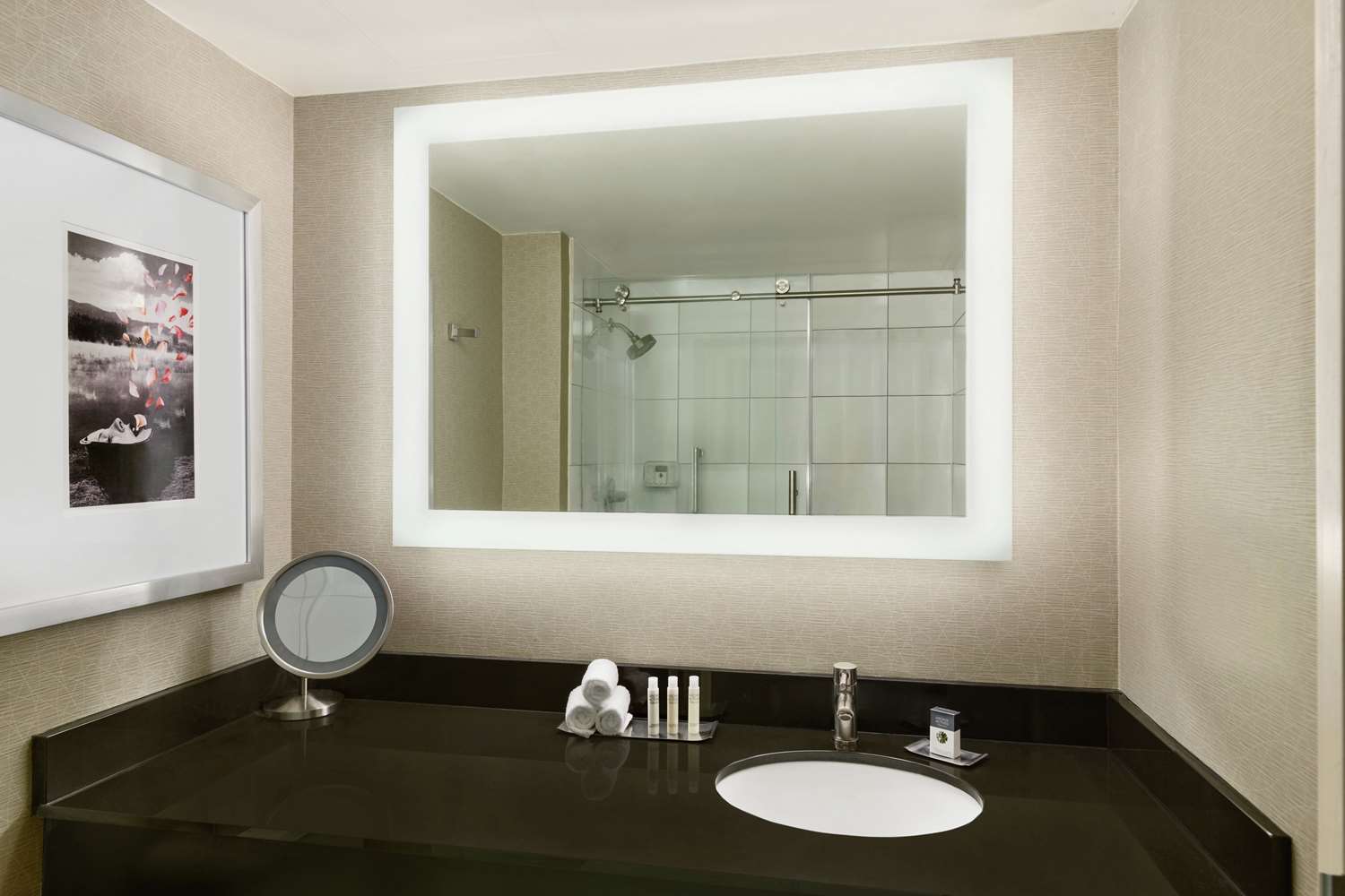 doubletree by hilton detroit novi
