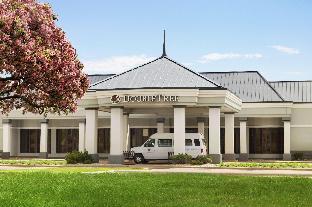 doubletree by hilton detroit novi
