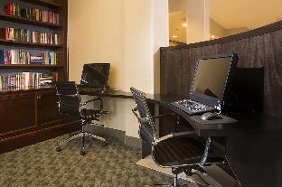 doubletree by hilton detroit novi