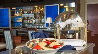 doubletree by hilton detroit novi