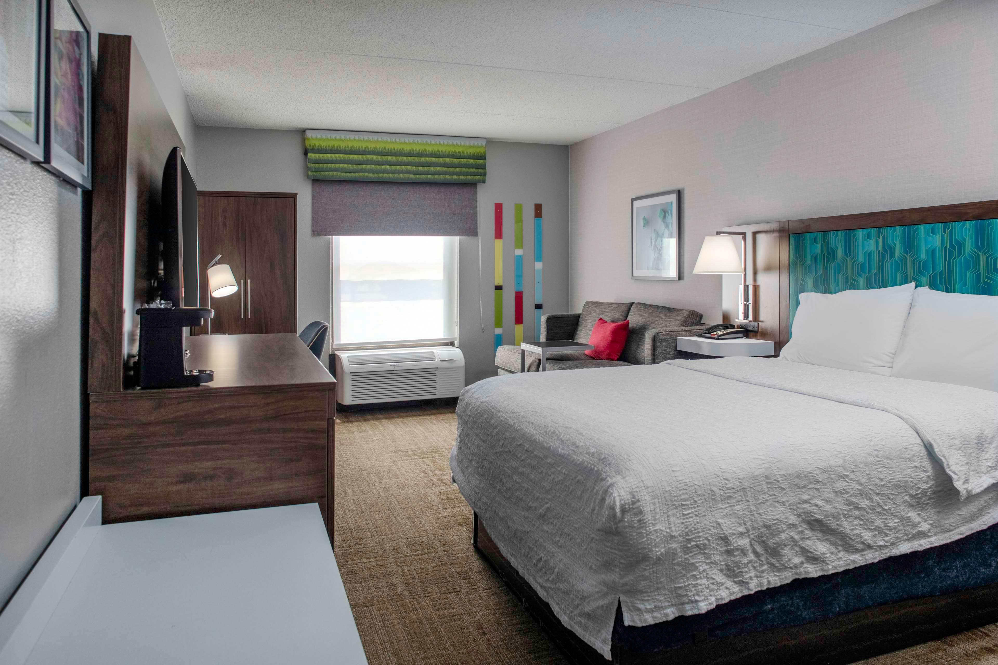 hampton inn detroit northville