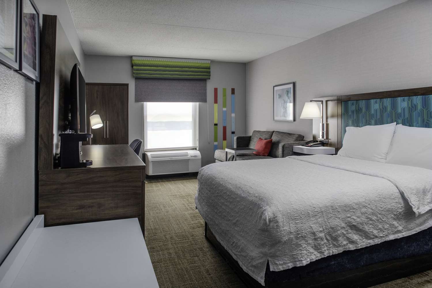 hampton inn detroit northville