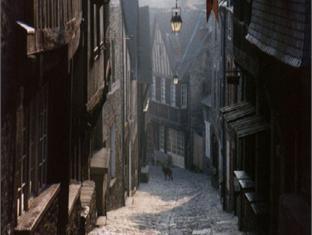 dinan