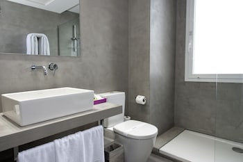 hotel zenit conde de orgaz