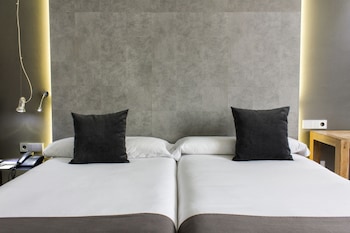 hotel zenit conde de orgaz