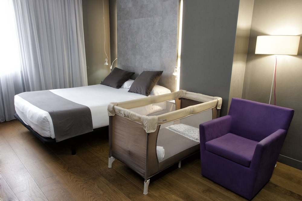 hotel zenit conde de orgaz