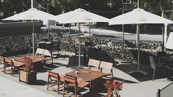 hotel zenit conde de orgaz