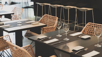 hotel zenit conde de orgaz