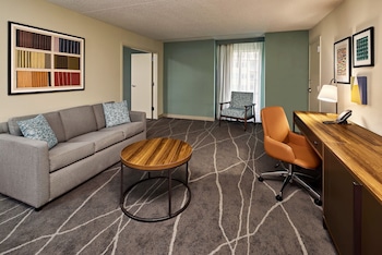 holiday inn express charleston downtown medical area