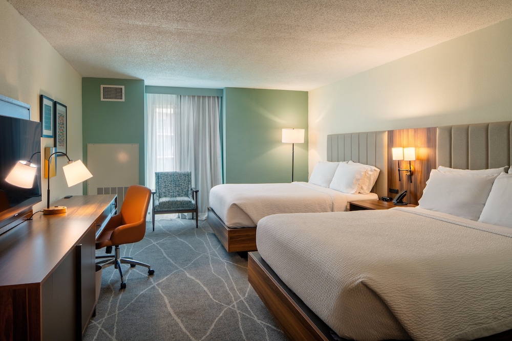 holiday inn express charleston downtown medical area
