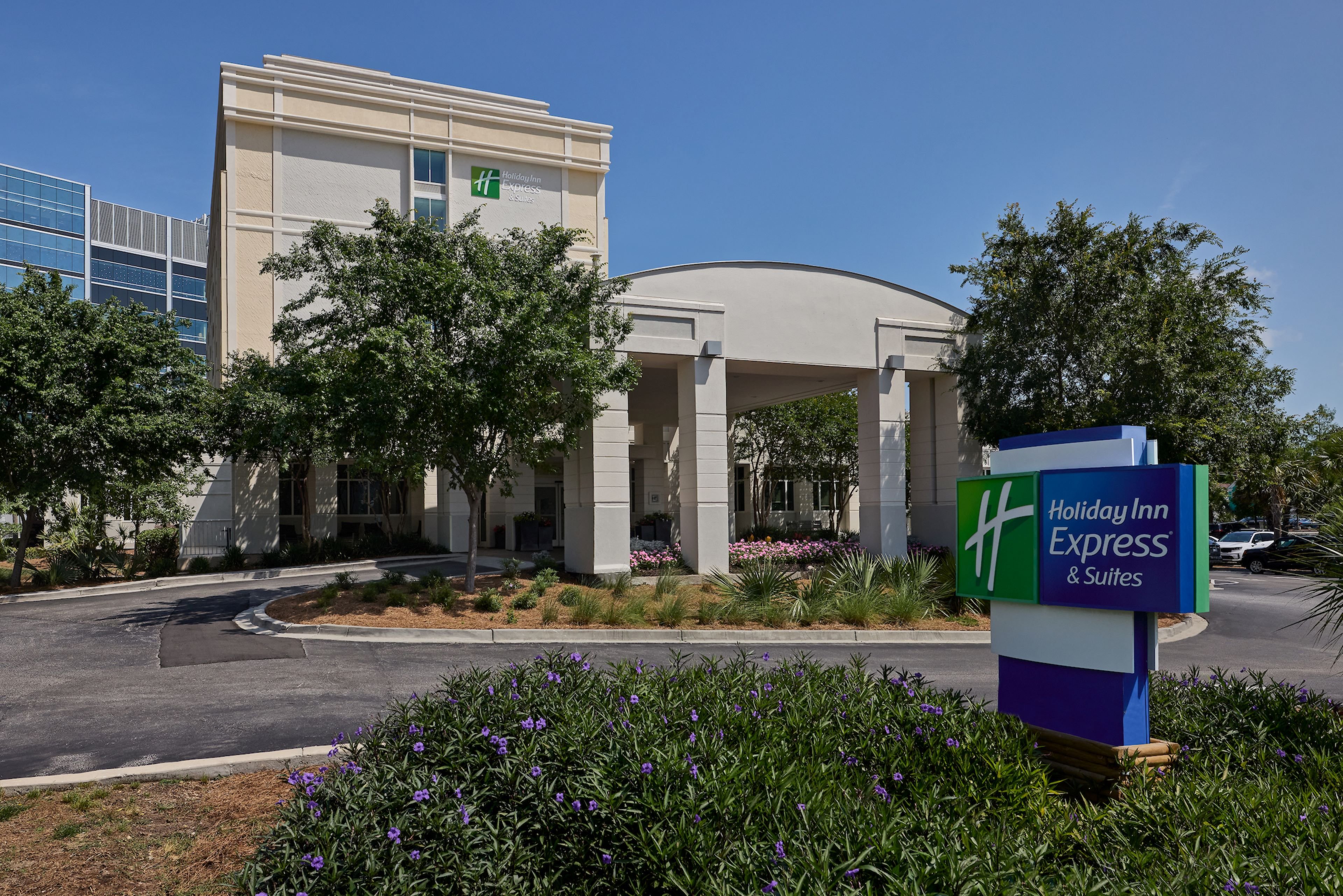 holiday inn express charleston downtown medical area