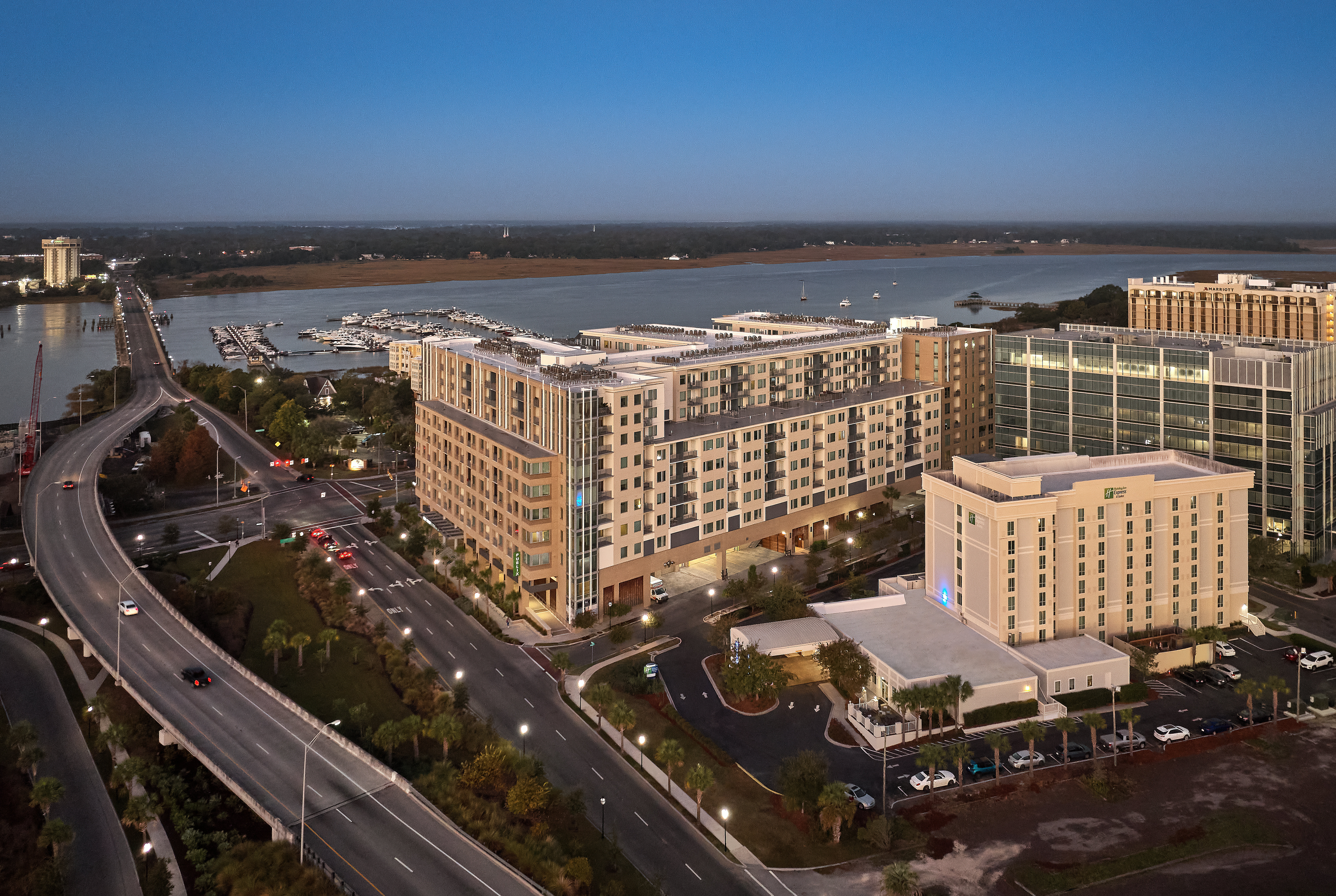 holiday inn express charleston downtown medical area