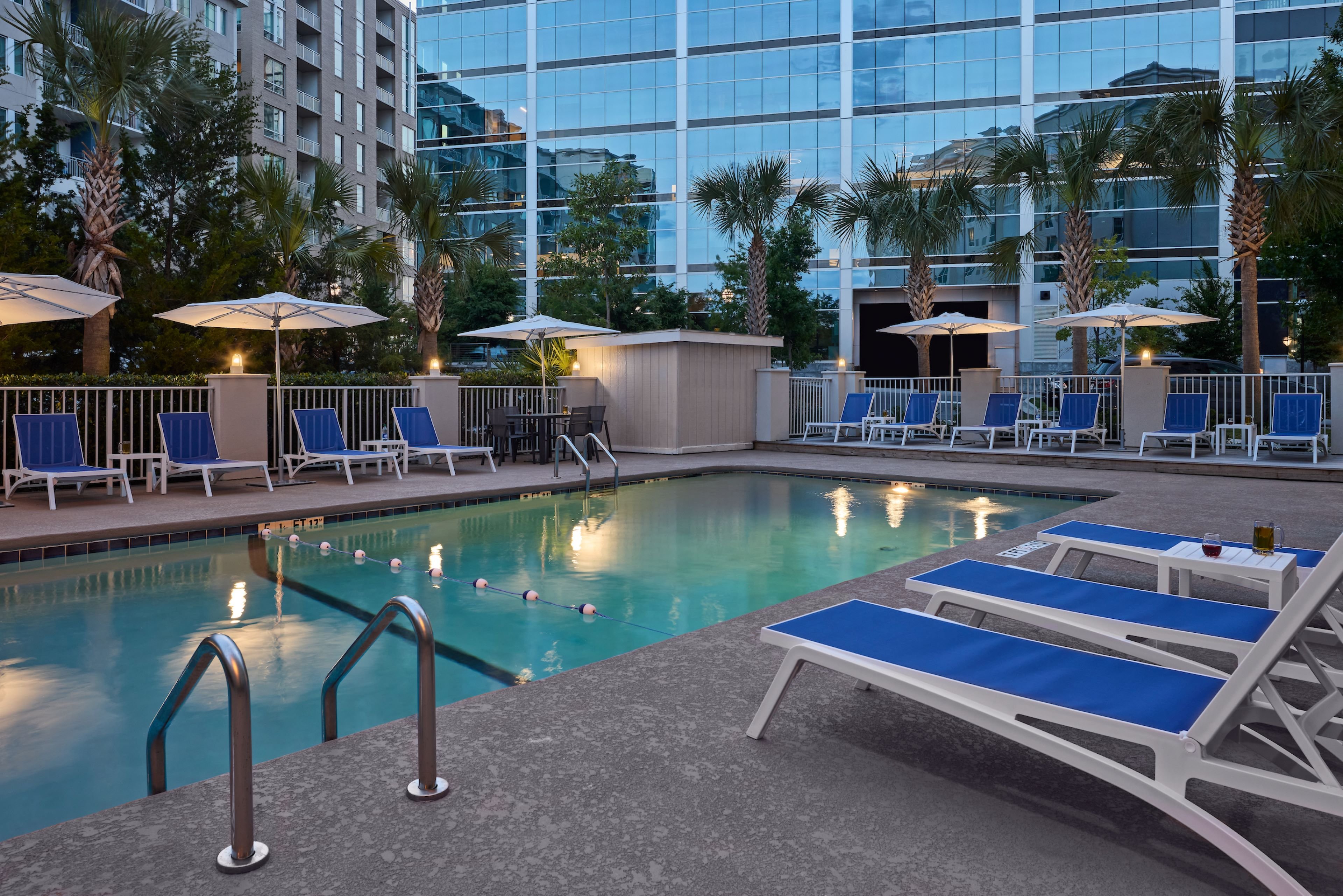 holiday inn express charleston downtown medical area