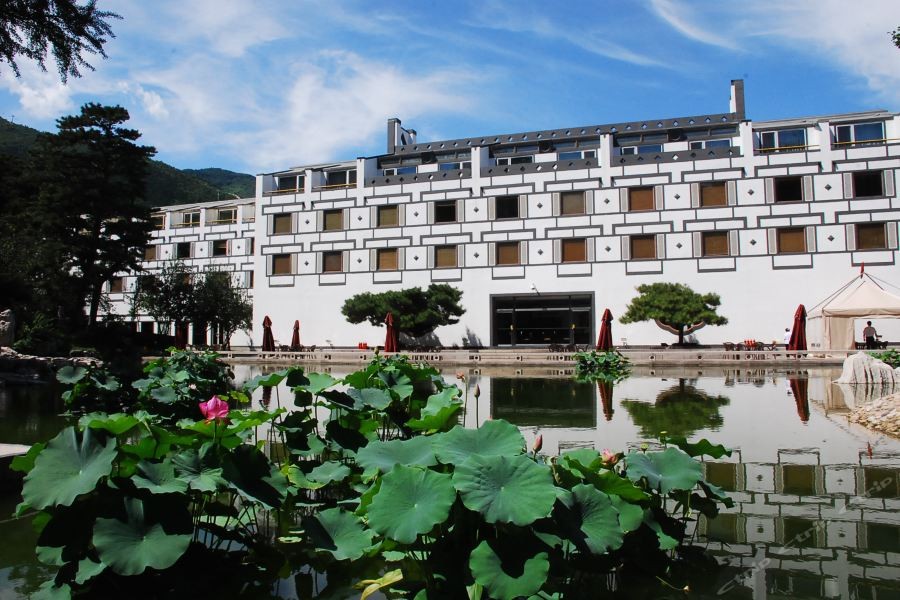 fragrant hill hotel