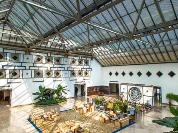 fragrant hill hotel