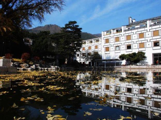 fragrant hill hotel