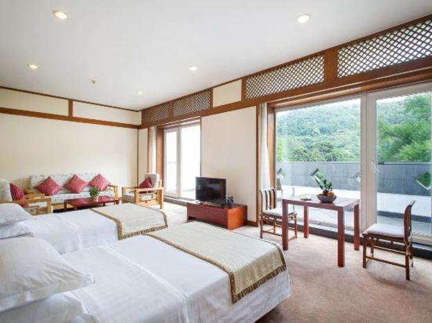 fragrant hill hotel