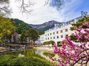 fragrant hill hotel