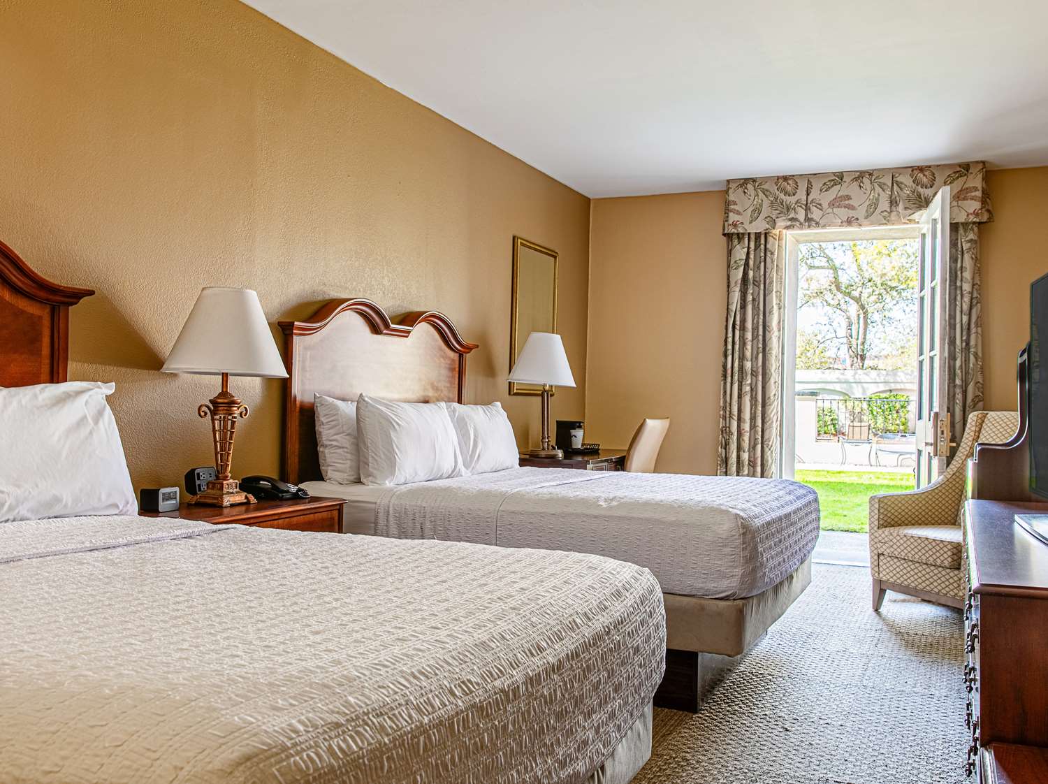 hampton inn charleston historic district