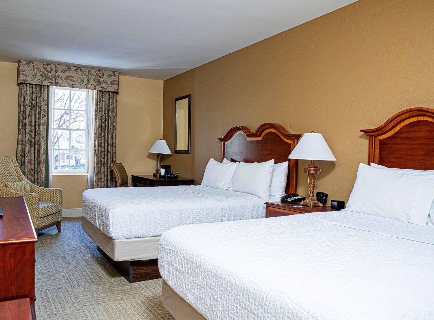 hampton inn charleston historic district