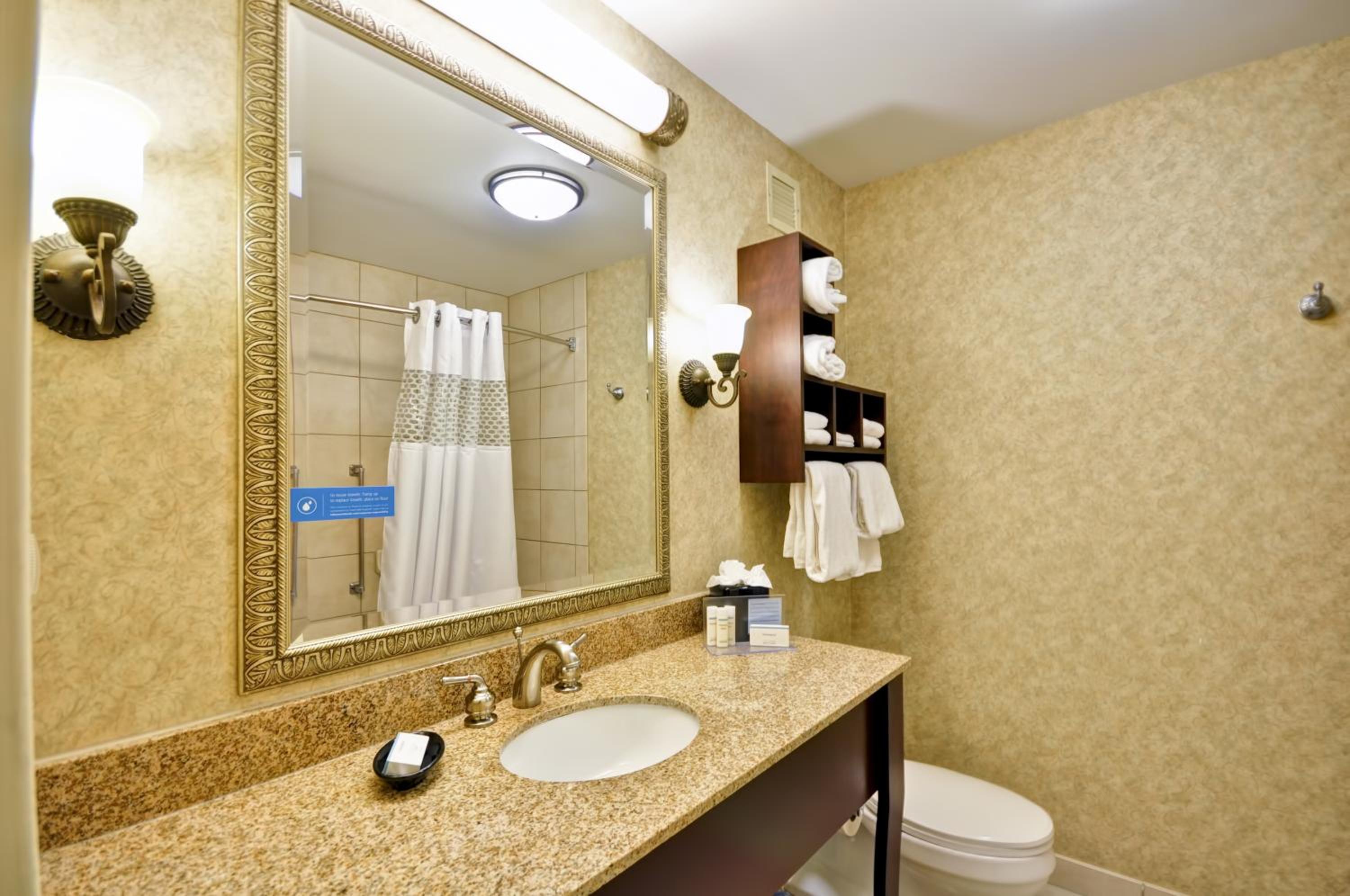 hampton inn charleston historic district