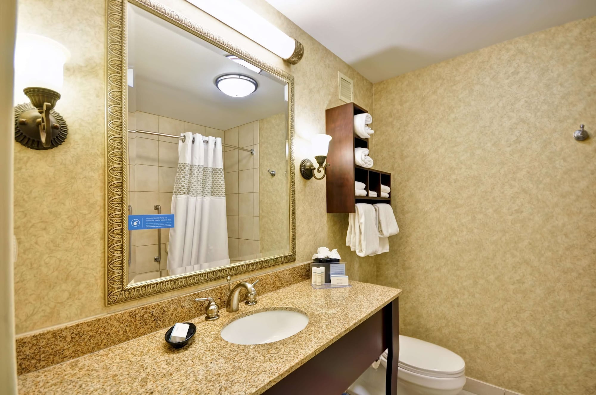 hampton inn charleston historic district