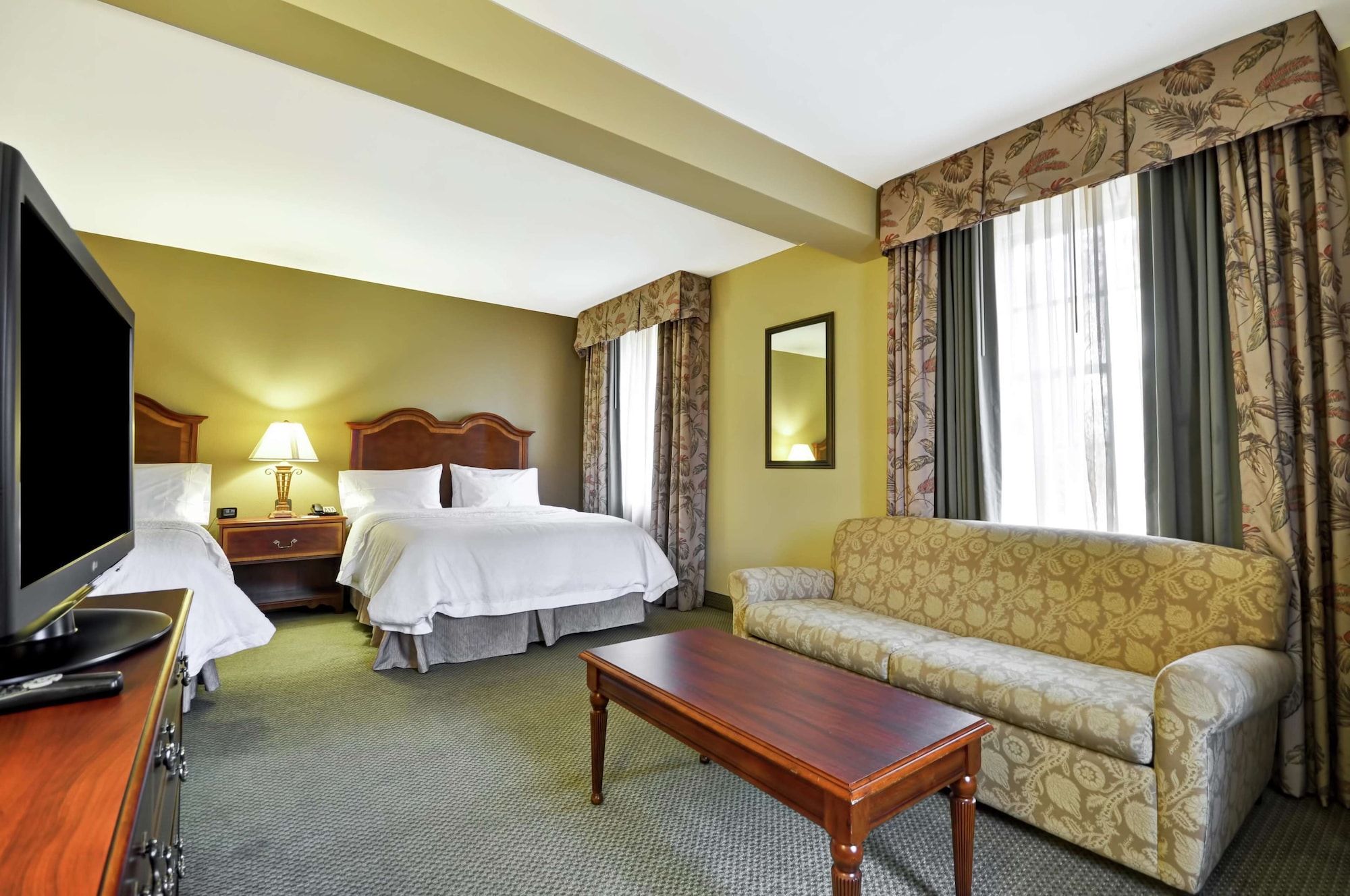 hampton inn charleston historic district