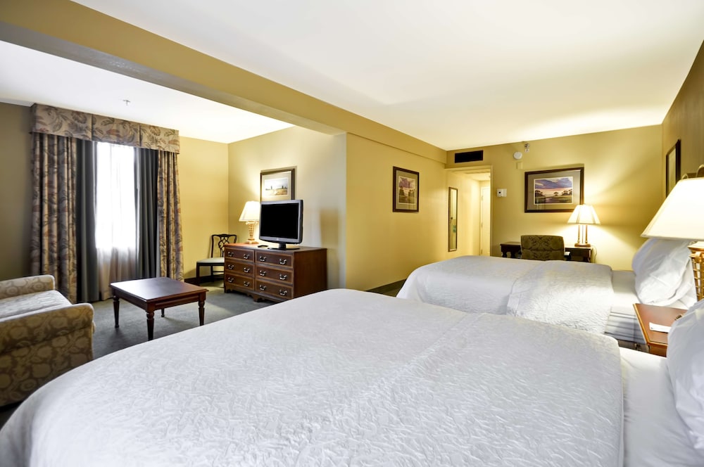 hampton inn charleston historic district