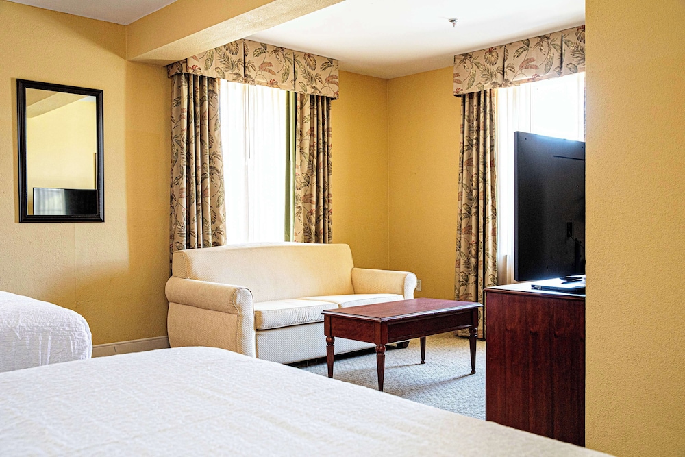 hampton inn charleston historic district