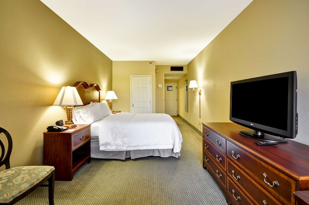 hampton inn charleston historic district
