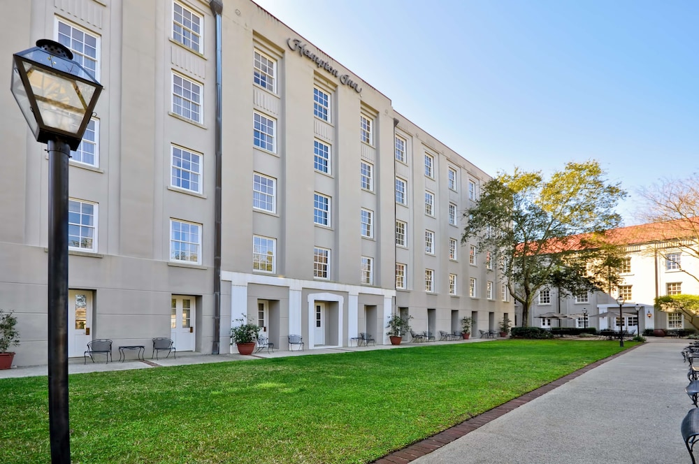 hampton inn charleston historic district