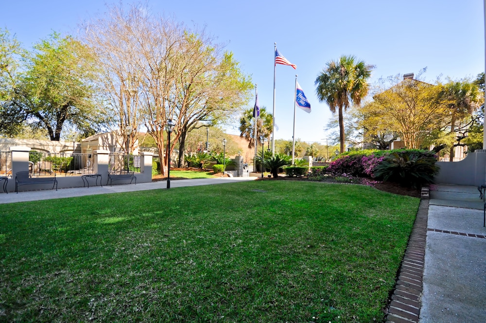 hampton inn charleston historic district