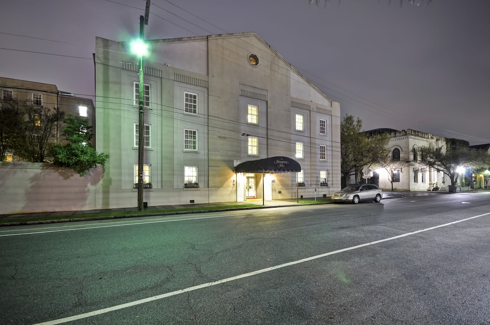 hampton inn charleston historic district