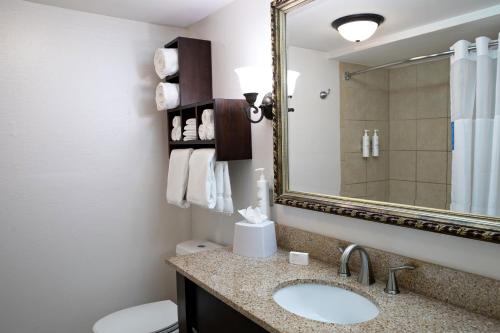 hampton inn charleston historic district