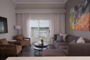 courtyard charleston waterfront by marriott