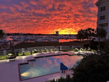 courtyard charleston waterfront by marriott