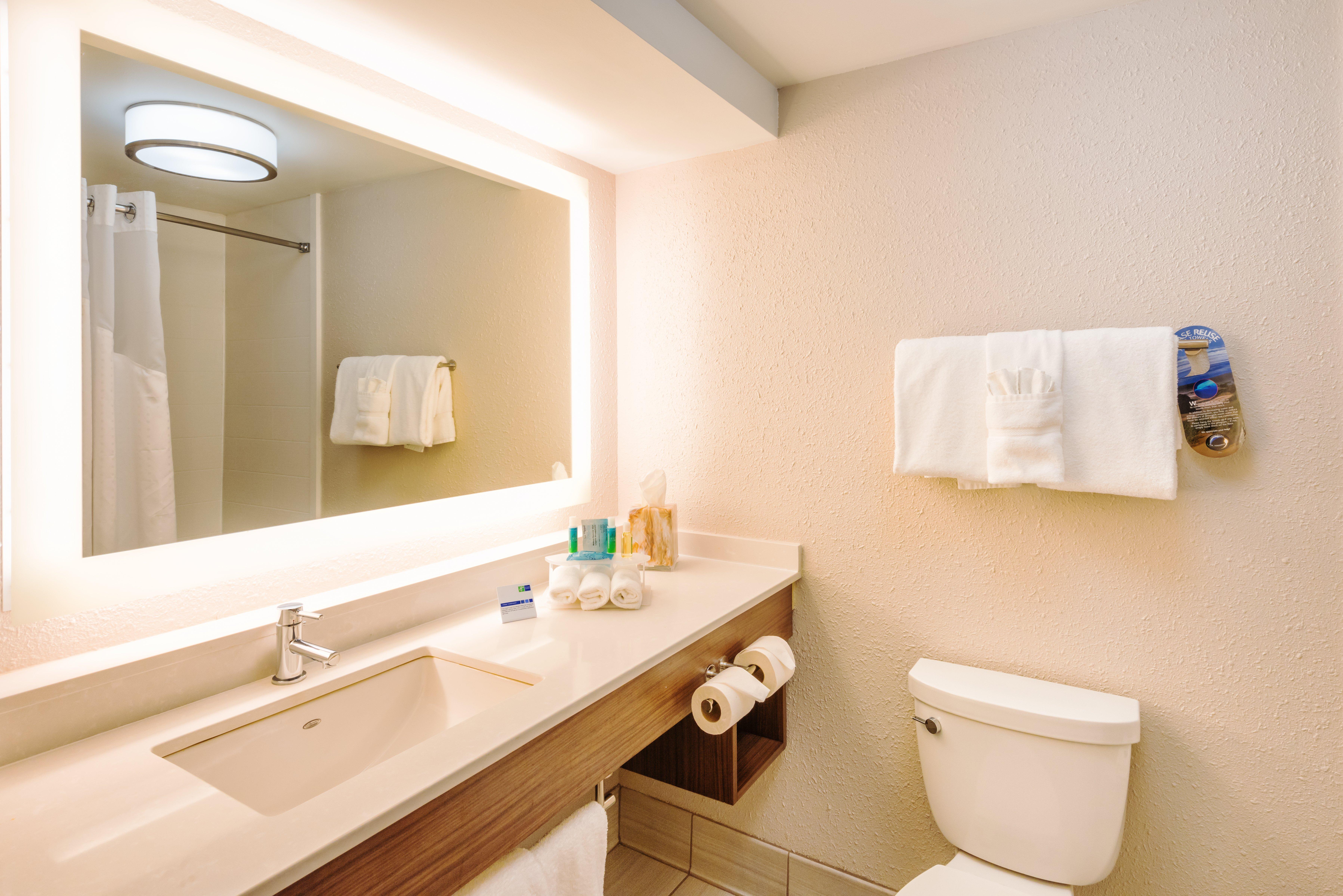 holiday inn express charleston by ihg