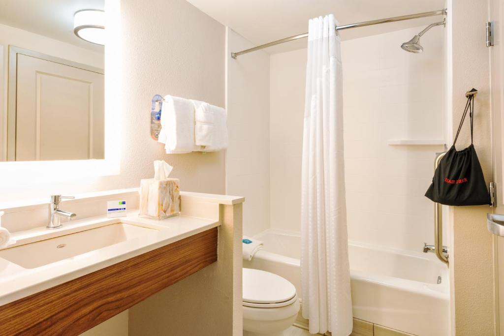holiday inn express charleston by ihg
