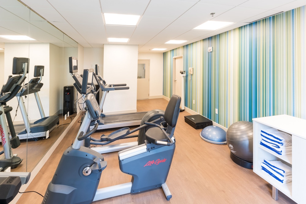 holiday inn express charleston by ihg