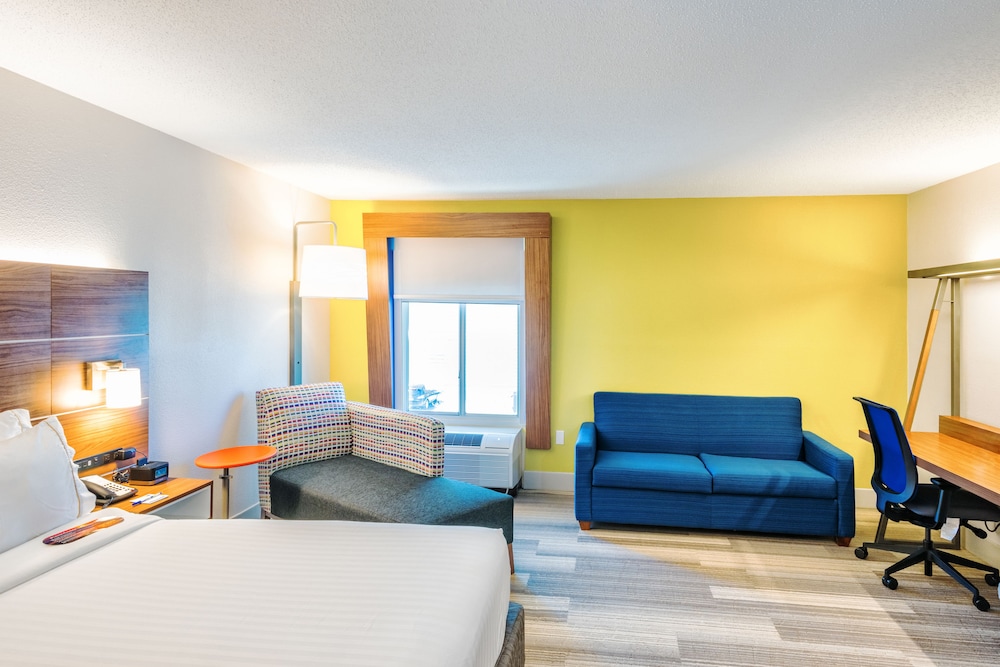 holiday inn express charleston by ihg