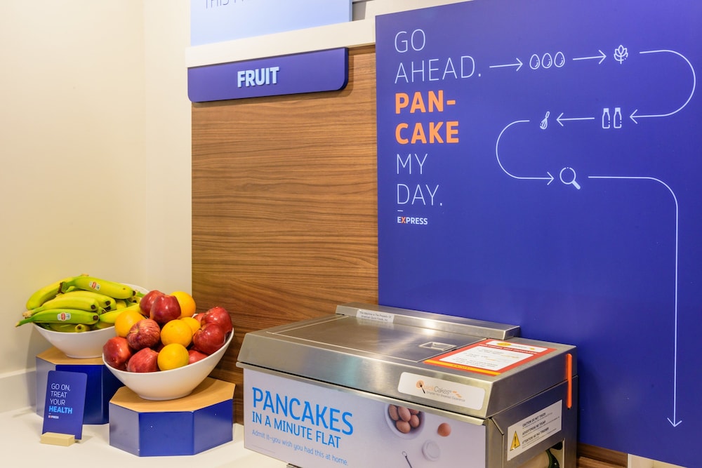holiday inn express charleston by ihg